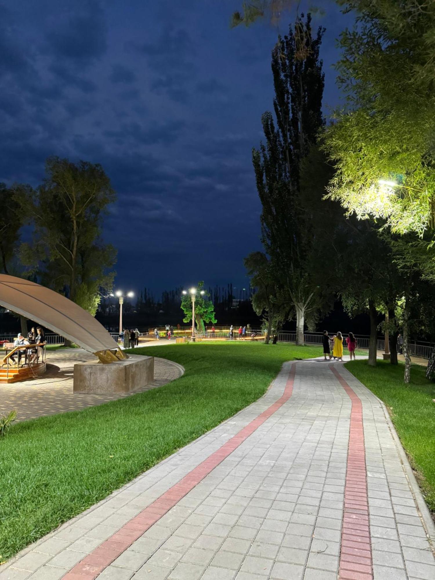 乔尔蓬阿塔 Алые Паруса酒店 外观 照片